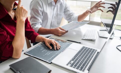 UML en tant que langage de modélisation: Qui s’en sert ? Pourquoi ? Dans quels cas ? Où ?